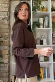 Essential Body Stretch Cotton Collar & Cuff Shirt Chocolate /50 pre order 1 week 
